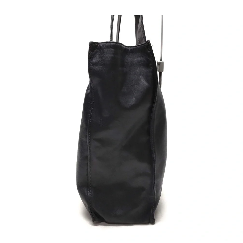 Chanel Tote Bag Black Leather - Picture 3 of 10